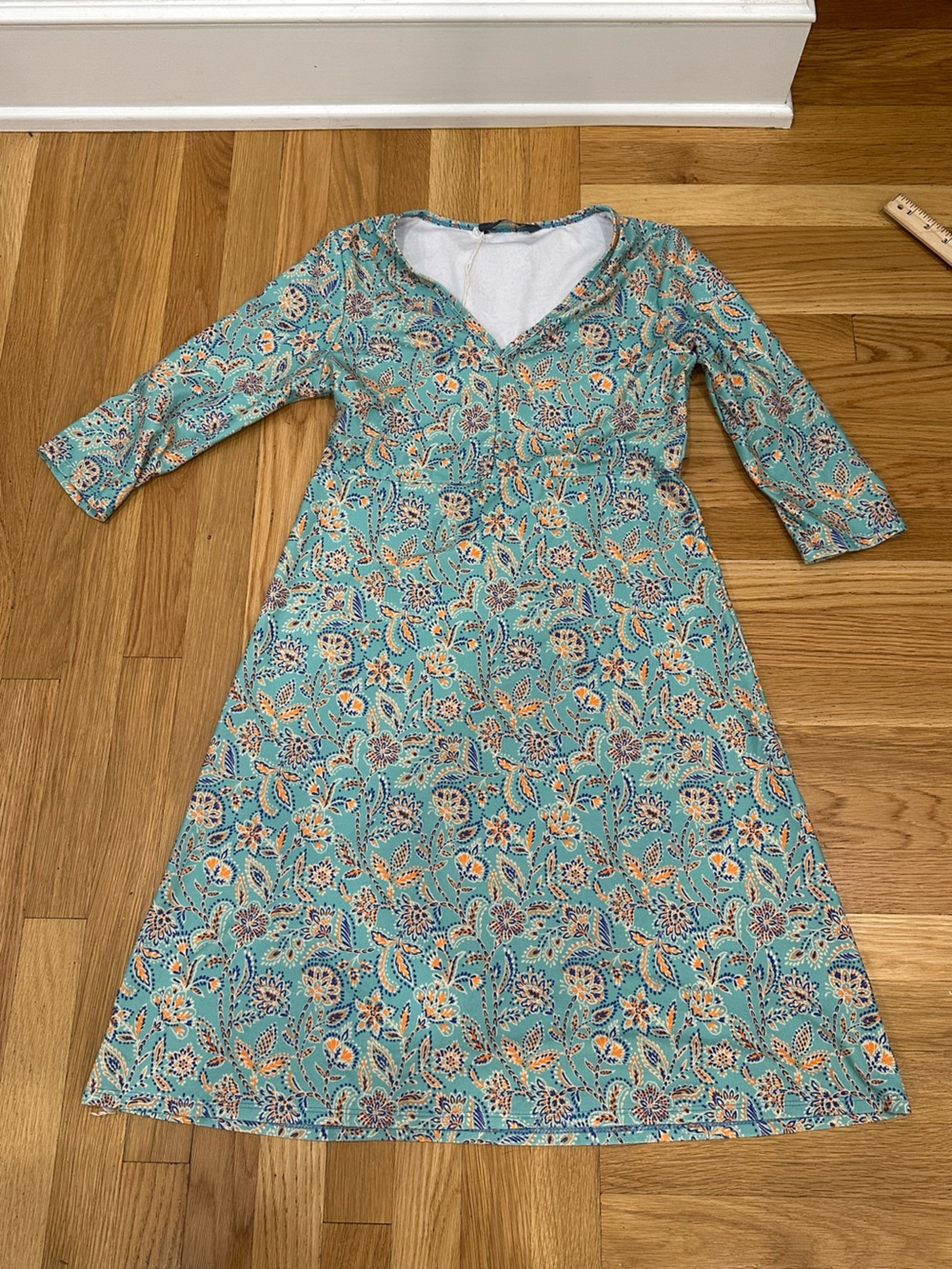 Women's Blue Floral V-Neck Midi Dress - Picture 2 of 6
